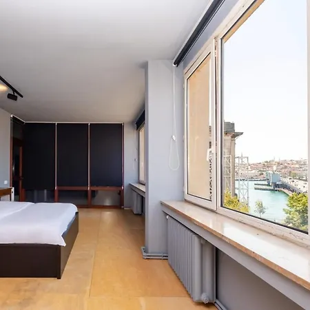 Apartament Flat With Karakoy View Near Ferry Station *